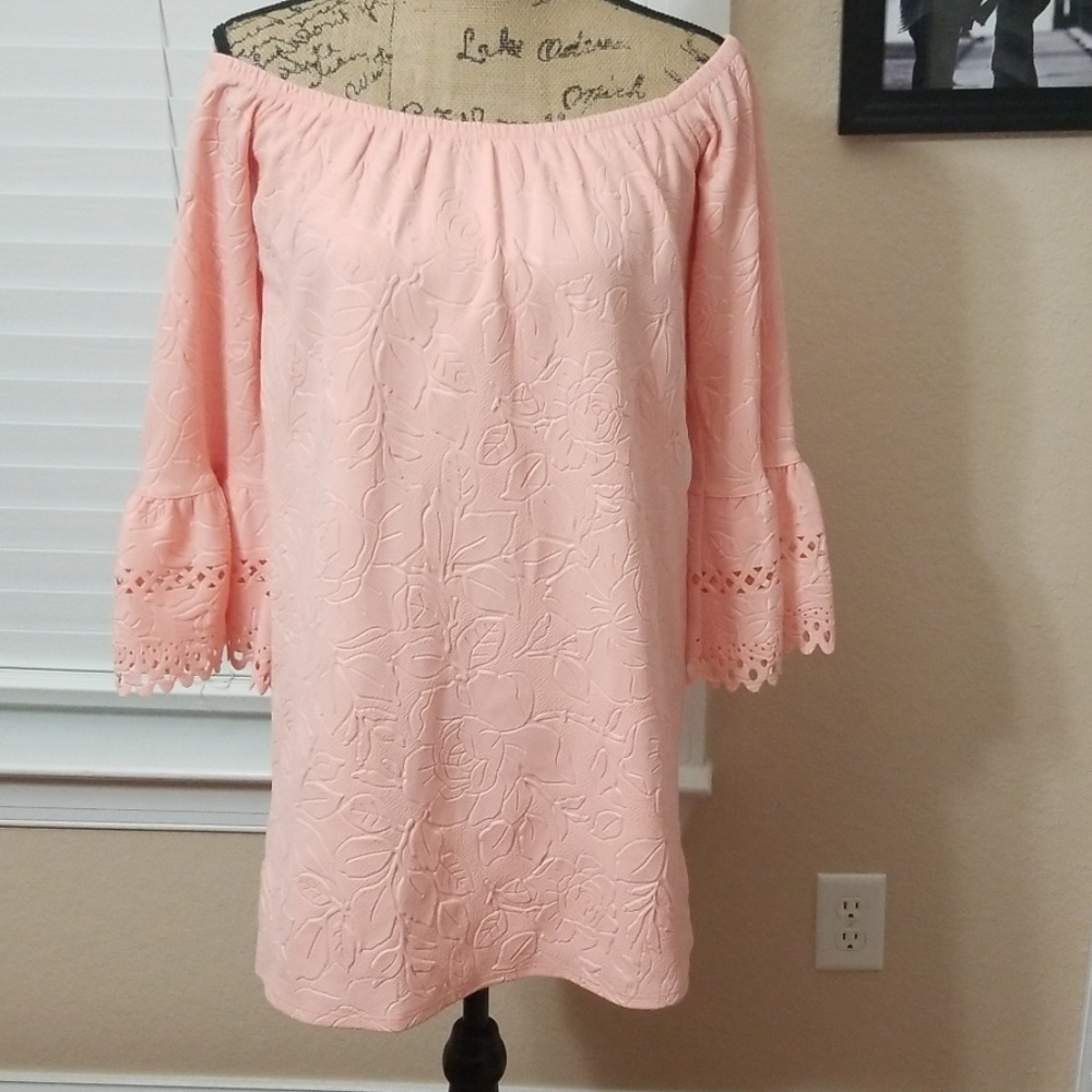 🔥6/$25 NWT  VaVa by Joy Han Rose embossed dress